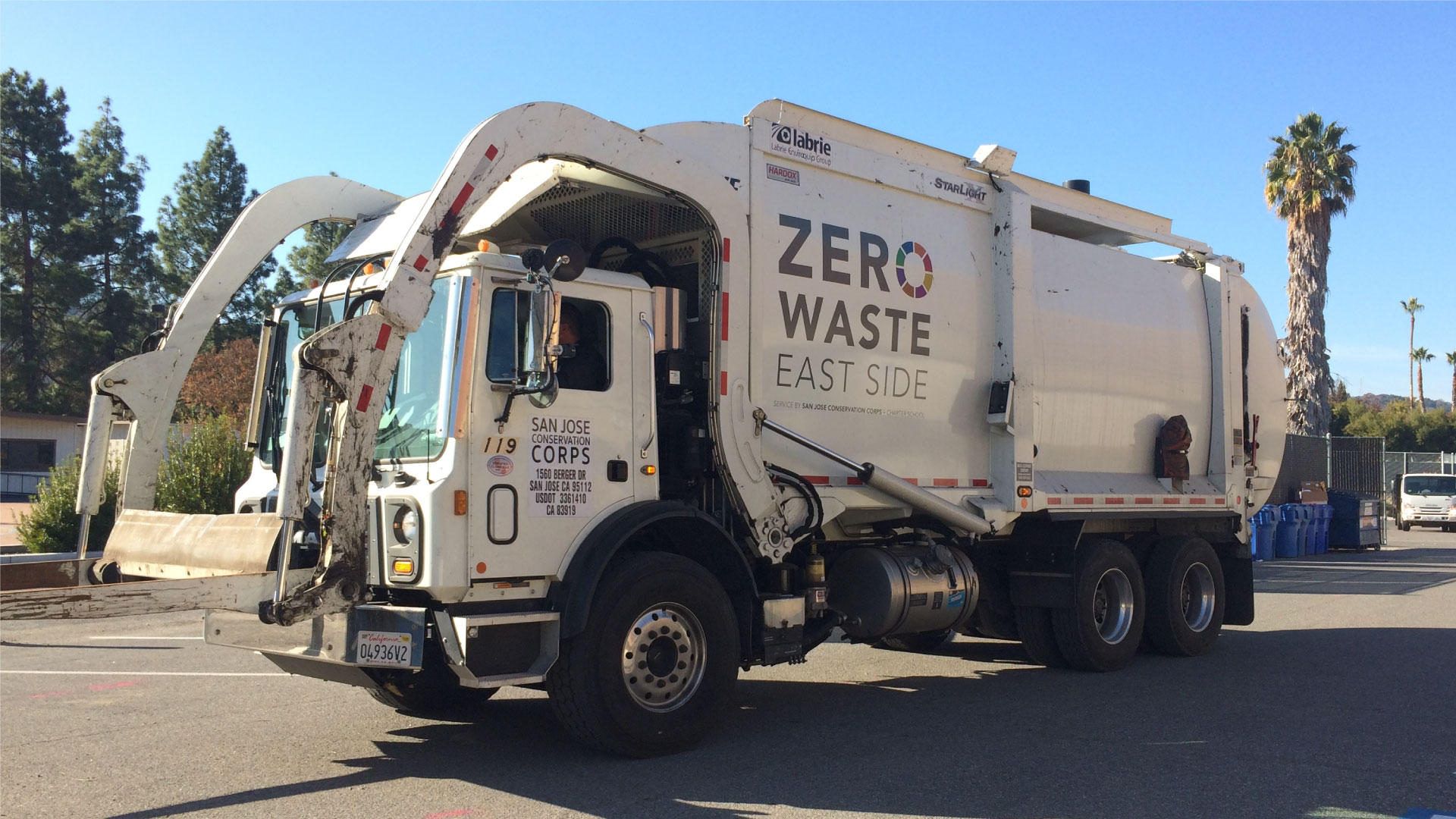 ZWSV Garbage Truck